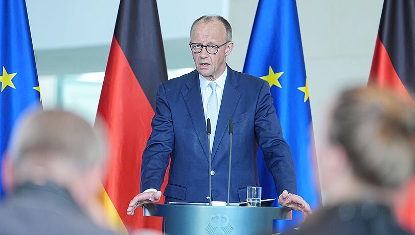 Merz versprach: Sollten die Preise weiter steigen, werde die Regierung handeln.