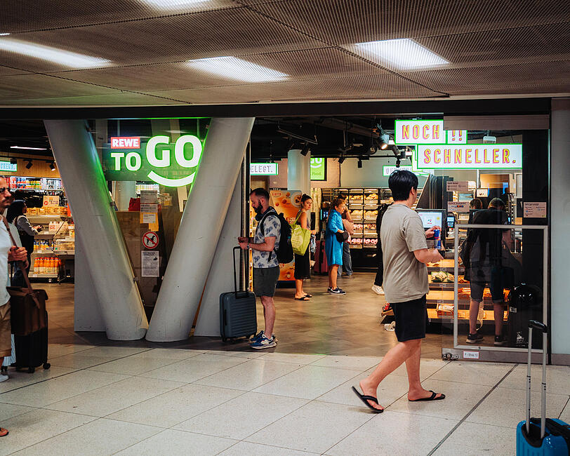 Auch Rewe To Go und Rischart im Zwischengeschoss müssen schließen.