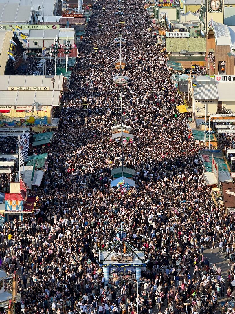 Auf der Wirtsstraße ging am Samstag nichts mehr vorwärts.