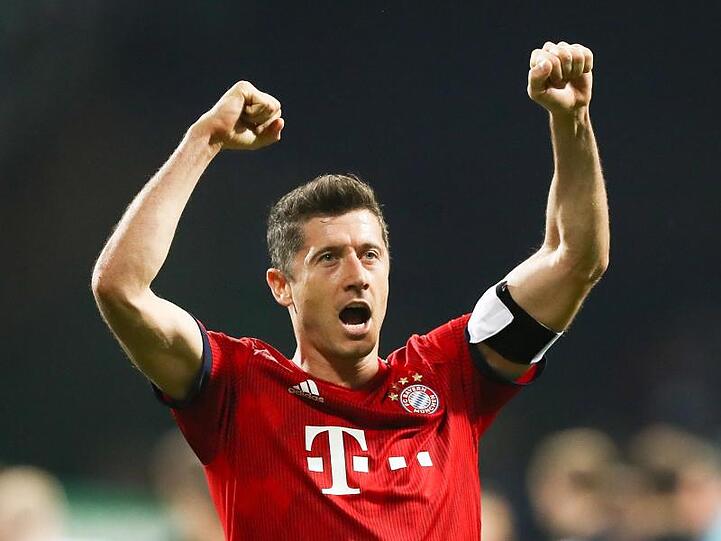 Münchens Robert Lewandowski, hier nach dem gewonnenen Spiel gegen Werder Bremen. Foto: Christian Charisius/Archivbild