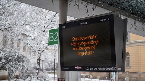 Mancherorts fiel der &ouml;ffentliche Nahverkehr aus.