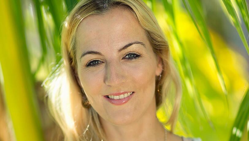 Die 28-jährige Klara ist die erste Eva. Die Sachbearbeiterin interessiert sich für Sport und Shopping. Ihren Traummann beschreibt sie als sportlich, gut aussehend, humorvoll, über 30. Die 28-jährige Klara ist die erste Eva. Die Sachbearbeiterin interessiert sich für Sport und Shopping. Ihren Traummann beschreibt sie als sportlich, gut aussehend, humorvoll, über 30.