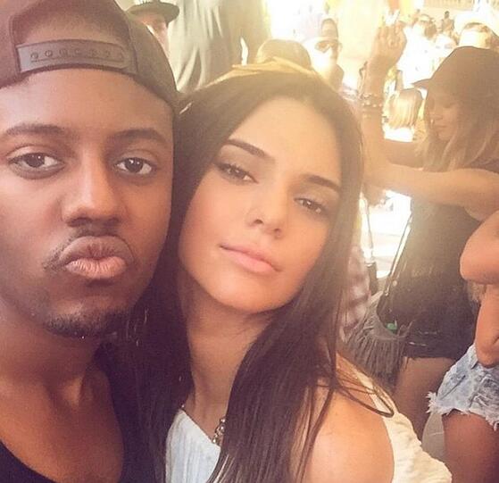 Kendall Jenner mit einem Freund