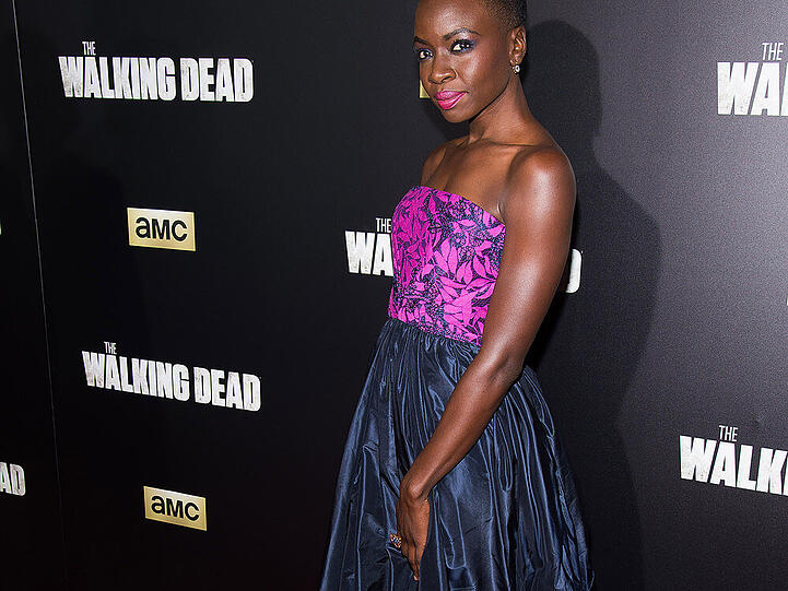 "The Walking Dead" Darstellerin Danai Gurira weiß, welche Farben ihr stehen