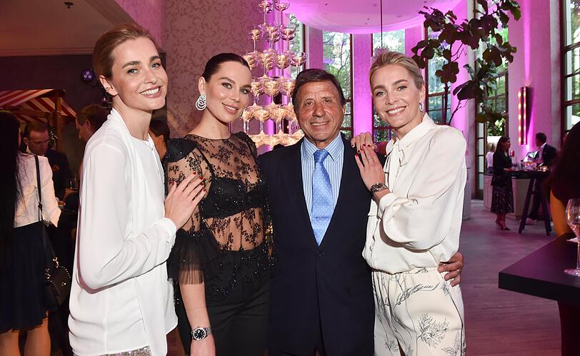 Liliana Nova, Sir Rocco Forte (Rocco Forte Hotels) sowie Julia und Nina Meise