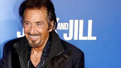 Al Pacino sorgte für neue Gerüchte um sein Liebesleben.