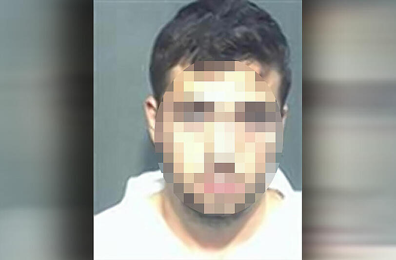 Pascal K. aus Bernau am Chiemsee soll die kleine Charlie (3) vergewaltigt und anschließend so sehr verorügelt haben, dass sie an ihren Verletzungen verstarb. Ihm droht in den USA die Todesstrafe.