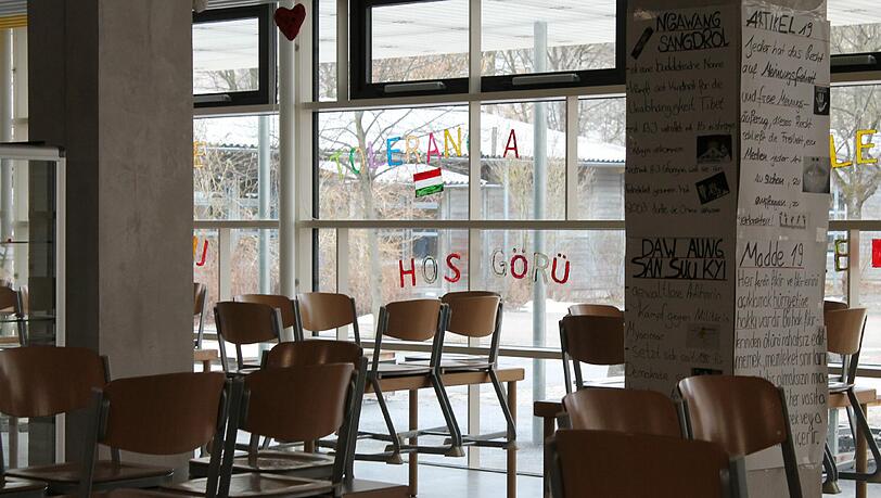 Auch in der Perlacher Mittelschule findet ein Elterncafé statt. Auch in der Perlacher Mittelschule findet ein Elterncafé statt.