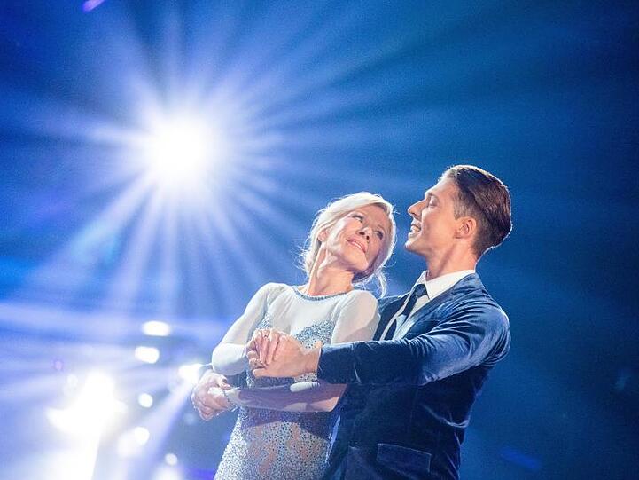 Ulrike von der Groeben und Valentin Lusin scheiden bei "Let's Dance aus.