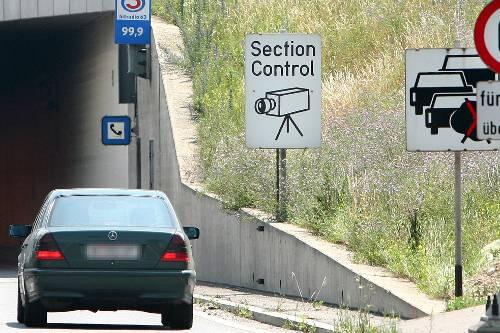Umstritten: Section Control überwacht das Durchschnittstempo über längere Strecken