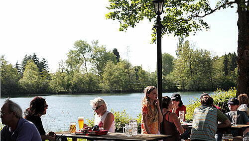 Die Münchner Badeseen sind sauber: Auch am Langwieder See und am Lußsee ist die Wasserqualität einwandfrei. Die Münchner Badeseen sind sauber: Auch am Langwieder See und am Lußsee ist die Wasserqualität einwandfrei.