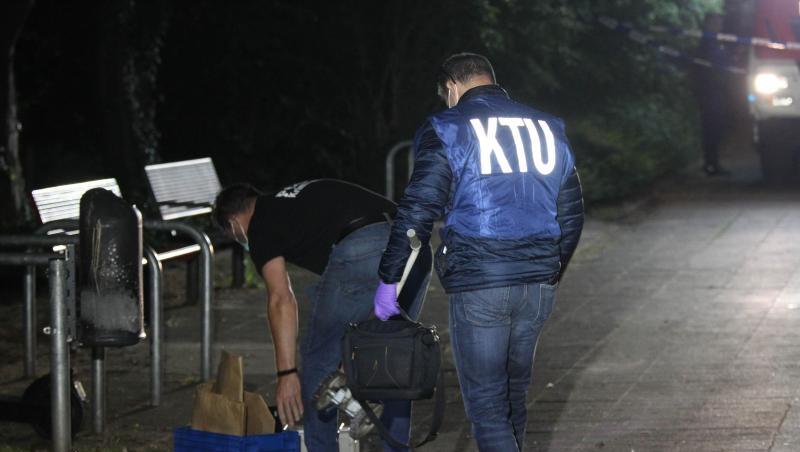 Bei der Festnahme wurde einer der beiden Geflüchteten durch eine Kugel tödlich getroffen. Bei der Festnahme wurde einer der beiden Geflüchteten durch eine Kugel tödlich getroffen.