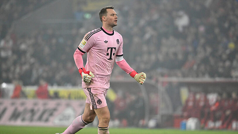 Freute sich &uuml;ber den Treffer von Serge Gnabry: Kapit&auml;n Manuel Neuer.