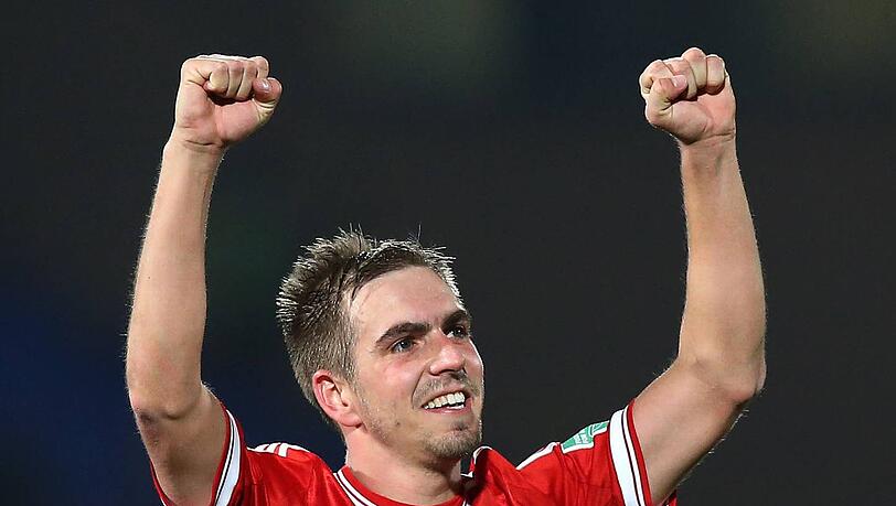 Bester Film: Captain Philipp – angelehnt an den für den Oscar nominierten Film „Captain Phillips“. Wer hätte schon gedacht, dass Bayern-Kapitän Philipp Lahm unter Pep Guardiola den Laden plötzlich im zentralen Mittelfeld schmeißt? Fortsetzungsteil in Brasilien geplant. Bester Film: Captain Philipp – angelehnt an den für den Oscar nominierten Film „Captain Phillips“. Wer hätte schon gedacht, dass Bayern-Kapitän Philipp Lahm unter Pep Guardiola den Laden plötzlich im zentralen Mittelfeld schmeißt? Fortsetzungsteil in Brasilien geplant.