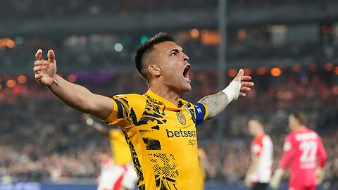 Inter-Kapitän und Torschütze Lautaro Martinez hatte mit seinen Teamkollegen in Rotterdam Grund zum Jubeln.