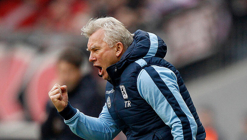 Der TSV 1860 hat den Auftakt nach der Winterpause vergeigt. Trainer Benno Möhlmann kritisiert den fehlenden Kampfgeist seiner Mannschaft - und hatte schonmal mehr Spaß an seiner Aufgabe. Der TSV 1860 hat den Auftakt nach der Winterpause vergeigt. Trainer Benno Möhlmann kritisiert den fehlenden Kampfgeist seiner Mannschaft - und hatte schonmal mehr Spaß an seiner Aufgabe.