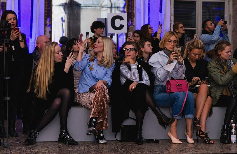 Mailand gibt sich hemmungslos den Fashiontrends hin - und das nicht nur auf dem Laufsteg.