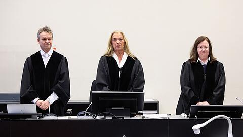 Das Gericht geht davon aus, dass die Angeklagte bei der Tat schuldunf&auml;hig war.