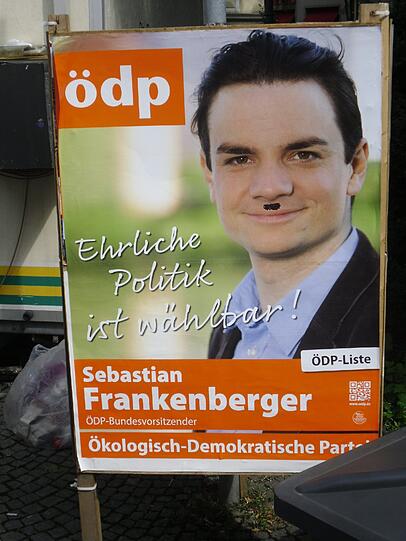 Sebastian Frankenberger mit dezentem Bärtchen.