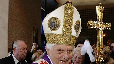 Jetzt hat der Missbrauchsskandal auch den Papst erreicht.
