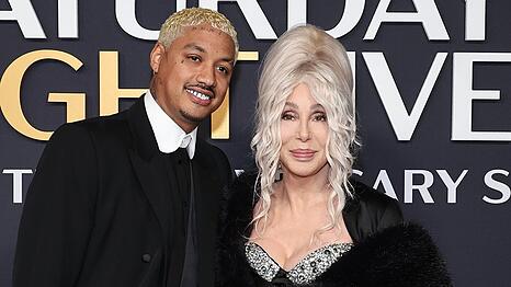 Cher und Alexander Edwards sollen im kommenden Jahr heiraten wollen.