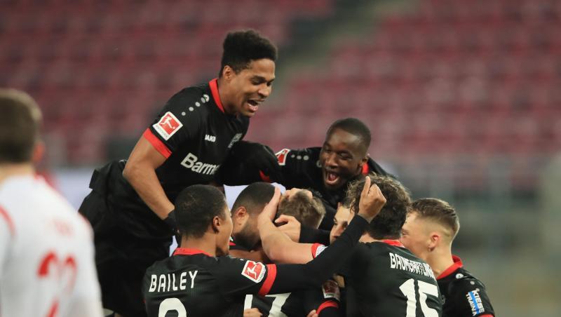 Bundesliga-Spitzenreiter ist bereit für das Topspiel gegen die Bayern.