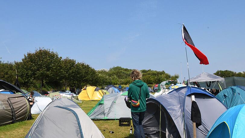 Im Sommer sollen die Punk-Protestcamps auf Sylt in die vierte Runde gehen.
