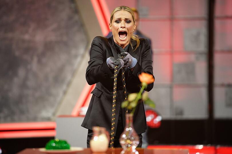 Michelle Hunziker ist am Freitagabend in der RTL-Show Denn sie wissen nicht, was passiert! Die Jauch-Gottschalk-Schöneberger-Show" zu Gast.