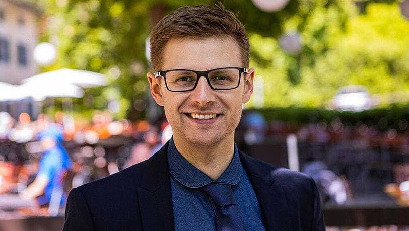 Jens Luther (CSU): "Vielleicht nehmen wir aus der Krise auch mit, dass man Sitzungen auch ab und an digital machen kann." Jens Luther (CSU): "Vielleicht nehmen wir aus der Krise auch mit, dass man Sitzungen auch ab und an digital machen kann."
