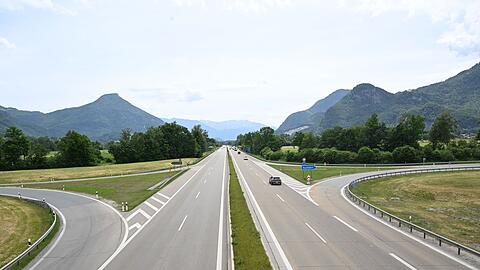 Die Warnungen vor einem Verkehrschaos haben offensichtlich gewirkt - nur wenige Autos fuhren am Samstag in Richtung &Ouml;sterreich.