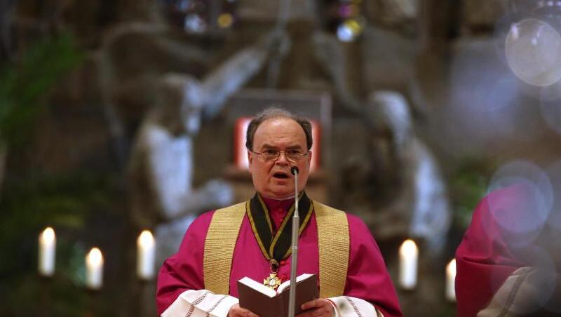 Bertram Meier, Bischof von Augsburg, steht im Hohen Dom. Foto: Karl-Josef Hildenbrand/dpa/Archivbild Bertram Meier, Bischof von Augsburg, steht im Hohen Dom. Foto: Karl-Josef Hildenbrand/dpa/Archivbild