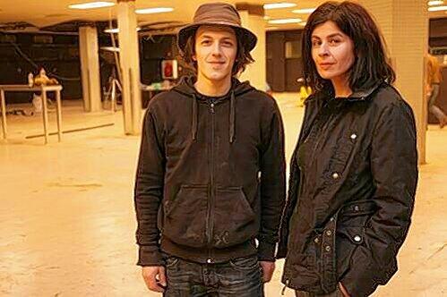 Simon Ackermann und Zehra Spindler. Im AZ-Interview erzählt die Puerto-Giesing-Macherin, wie es zur Zusammenarbeit mit dem Stadtmuseum kam