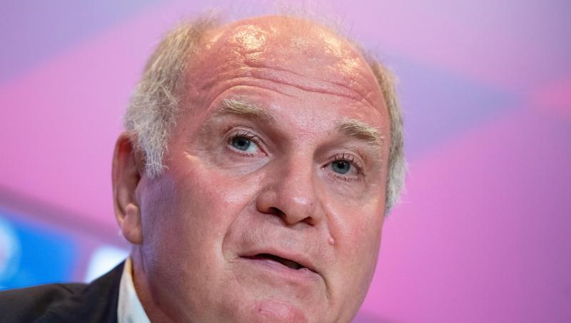 Uli Hoeneß, damals Präsident FC Bayern München, nimmt an einer Pressekonferenz seines Vereins teil. Foto: Sven Hoppe/dpa Uli Hoeneß, damals Präsident FC Bayern München, nimmt an einer Pressekonferenz seines Vereins teil. Foto: Sven Hoppe/dpa