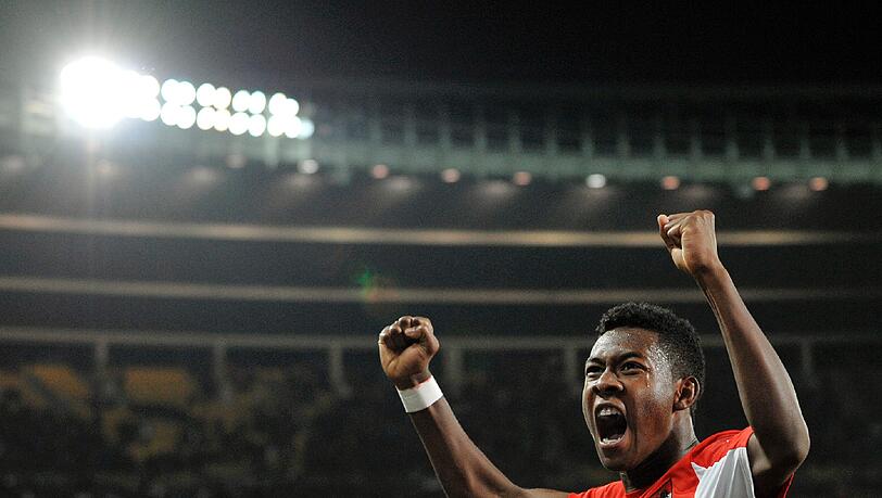 David Alaba meldete sich am Dienstagabend mit einem Tor in der WM-Quali gegen Kasachstan wieder zurück und will jetzt wieder so schnell wie möglich beim FC Bayern zum Einsatz kommen. David Alaba meldete sich am Dienstagabend mit einem Tor in der WM-Quali gegen Kasachstan wieder zurück und will jetzt wieder so schnell wie möglich beim FC Bayern zum Einsatz kommen.