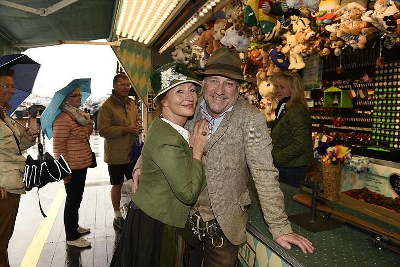 Harold Faltermeyer und Birgit Wolff beim Einzug der Wiesenwirte