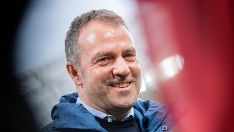 Hans-Dieter Flick, Trainer vom FC Bayern, München lächelt in die Kamera. Foto: Tom Weller/dpa/Archivbild Hans-Dieter Flick, Trainer vom FC Bayern, München lächelt in die Kamera. Foto: Tom Weller/dpa/Archivbild