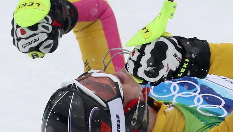 Maria Riesch beim Jubeln über ihre Goldmedaille. Maria Riesch beim Jubeln über ihre Goldmedaille.