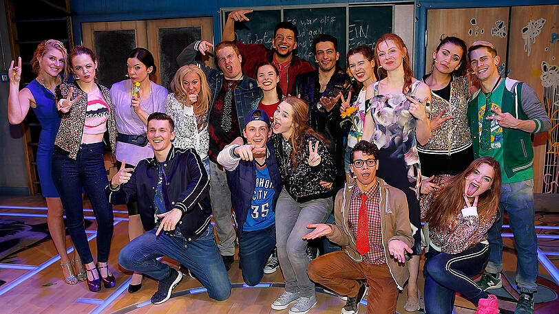 Die Darsteller des Musicals beim Gruppenfoto.