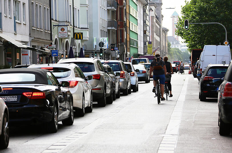 Radler haben in der Gabelsbergerstraße nun mehr Platz.