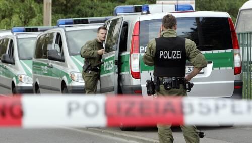 Beamtin kann Polizeiarbeit in München nicht mehr machen. Beamtin kann Polizeiarbeit in München nicht mehr machen.