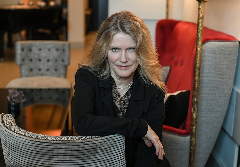 Barbara Sukowa wird mit dem CineMerit Award für ihre Verdienste um die Filmkunst geehrt.