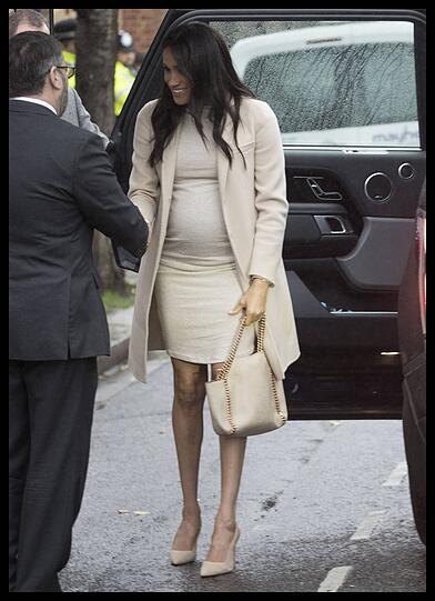 Hochschwanger und echt chic: Eleganter (knapper) Auftritt von Herzogin Meghan