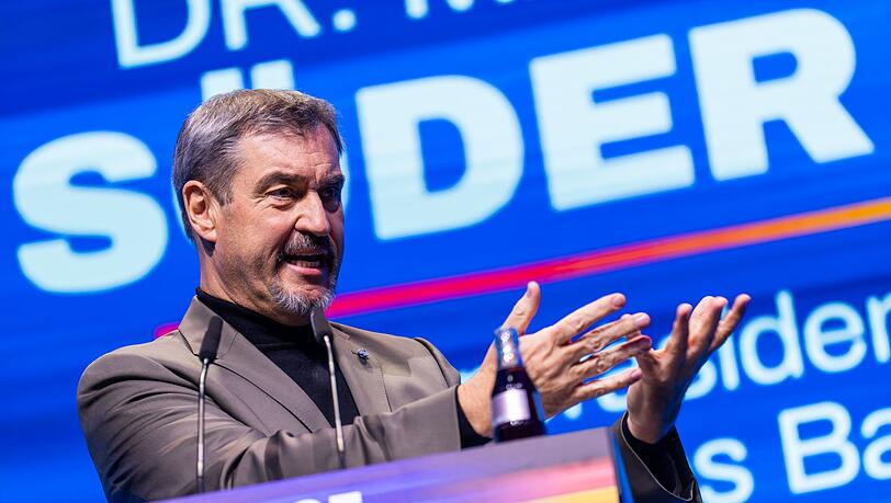 Merz müsse auch eine Koalition zusammenhalten, gibt CSU-Chef Markus Söder der Jungen Union im Rentenstreit zu Bedenken.