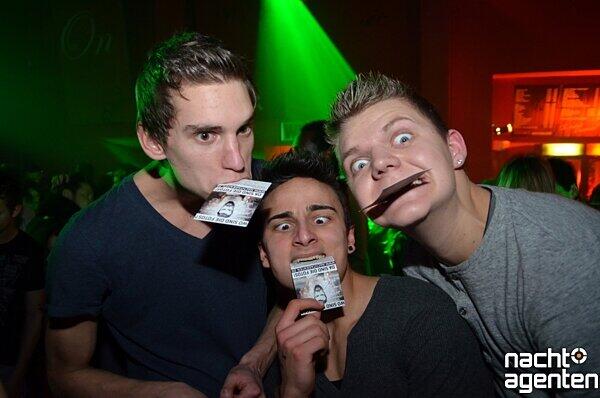 So heiß war der Fasching 2012 in den Münchner Clubs. Die Partybilder...