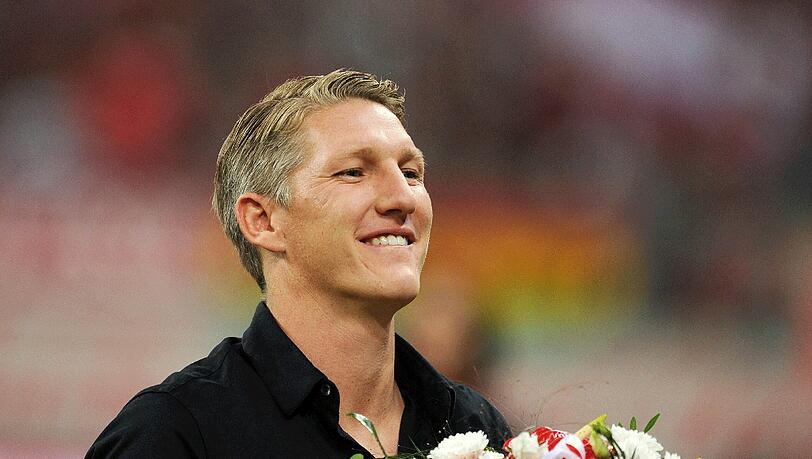 Bastian Schweinsteiger absolvierte noch kein Spiel in dieser Saison. Ist sein Comeback nun in Sichtweite? Bastian Schweinsteiger absolvierte noch kein Spiel in dieser Saison. Ist sein Comeback nun in Sichtweite?