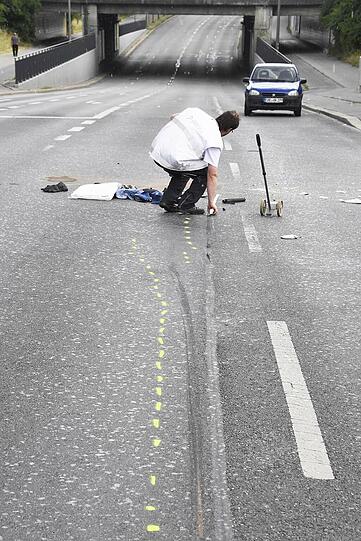 Am Dienstagvormittag kam es in Milbertshofen zu einem Unfall zwischen einem Wohnmobil und einem Roller.