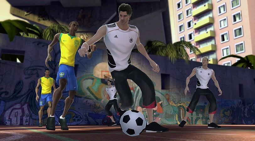 Der Comic-Look lässt es erahnen: Bei "FIFA Street 3" setzte EA erneut auf spektakuläre Action-Kicks. Der Comic-Look lässt es erahnen: Bei "FIFA Street 3" setzte EA erneut auf spektakuläre Action-Kicks.