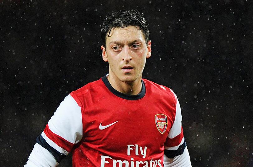 Mesu Özil steht wegen durchwachsener Leistungen in den letzten Wochen ohnehin in der Kritik.