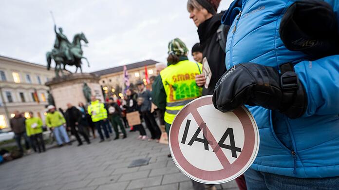 In München gab es am Tag vor der Stadtratssitzung Widerstand gegen künftige IAA.