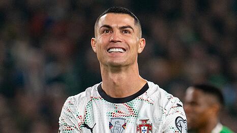 Aktuell pr&auml;sentiert sich Cristiano Ronaldo deutlich blonder als auf dieser Aufnahme.